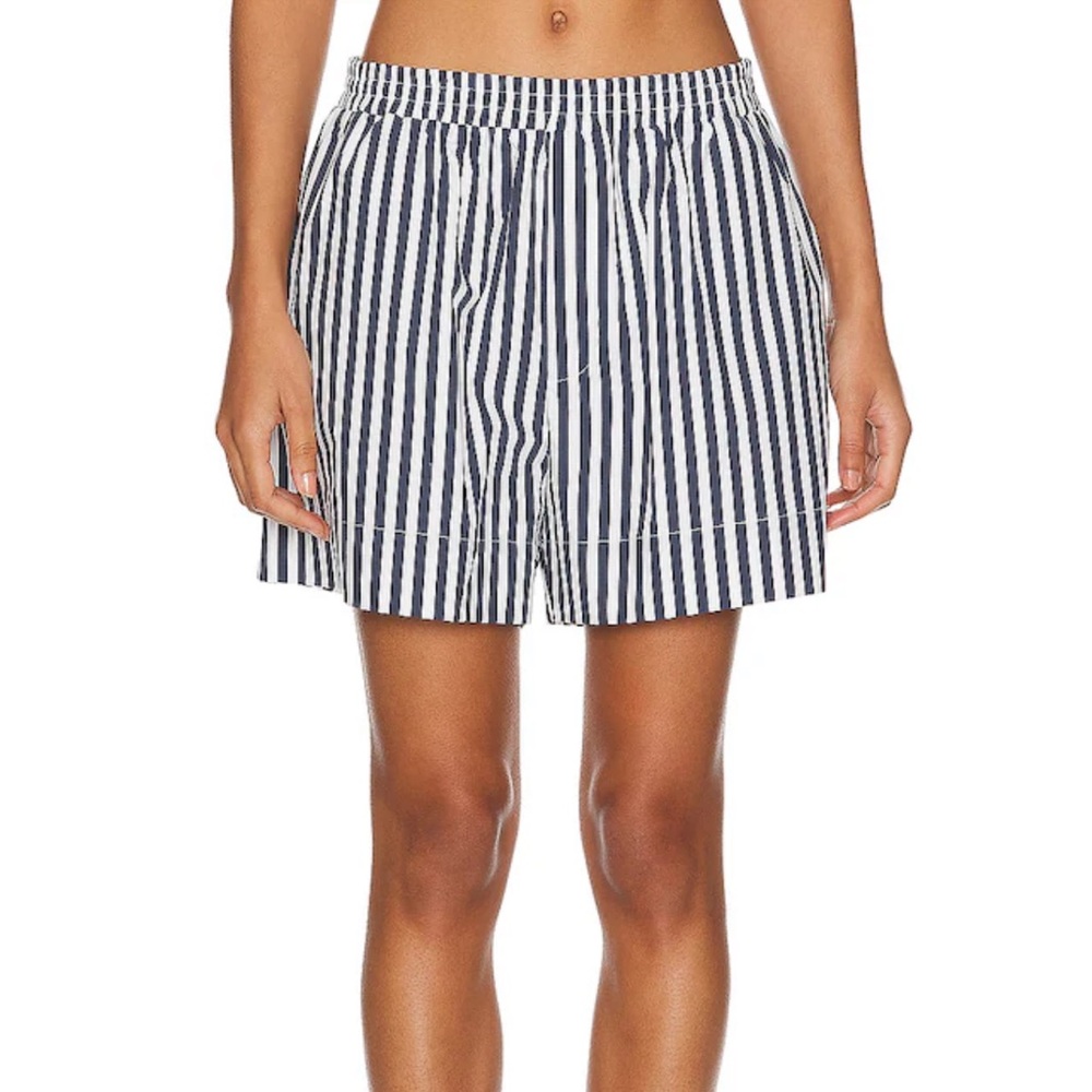 AEXAE Striped Women's Shorts